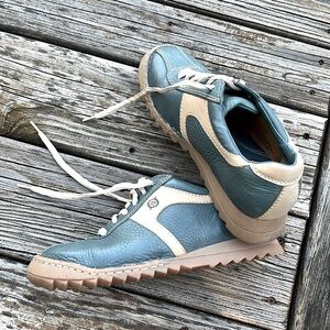 Born blue-green Bowling-Style Leather Shoes